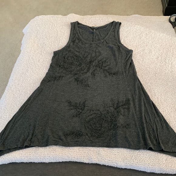 Le Chateau charcoal black tank top. - Picture 2 of 9